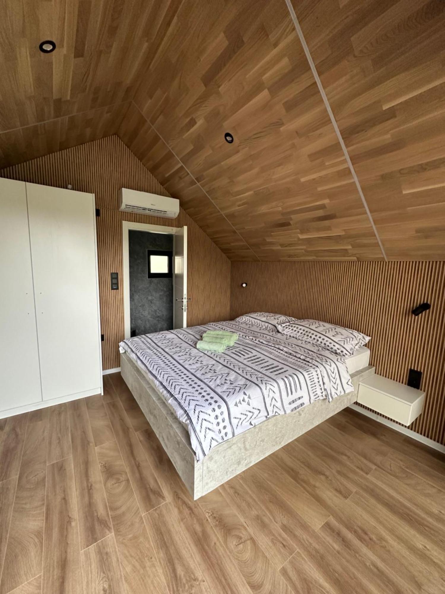 Apartments Mlin Біхач Екстер'єр фото